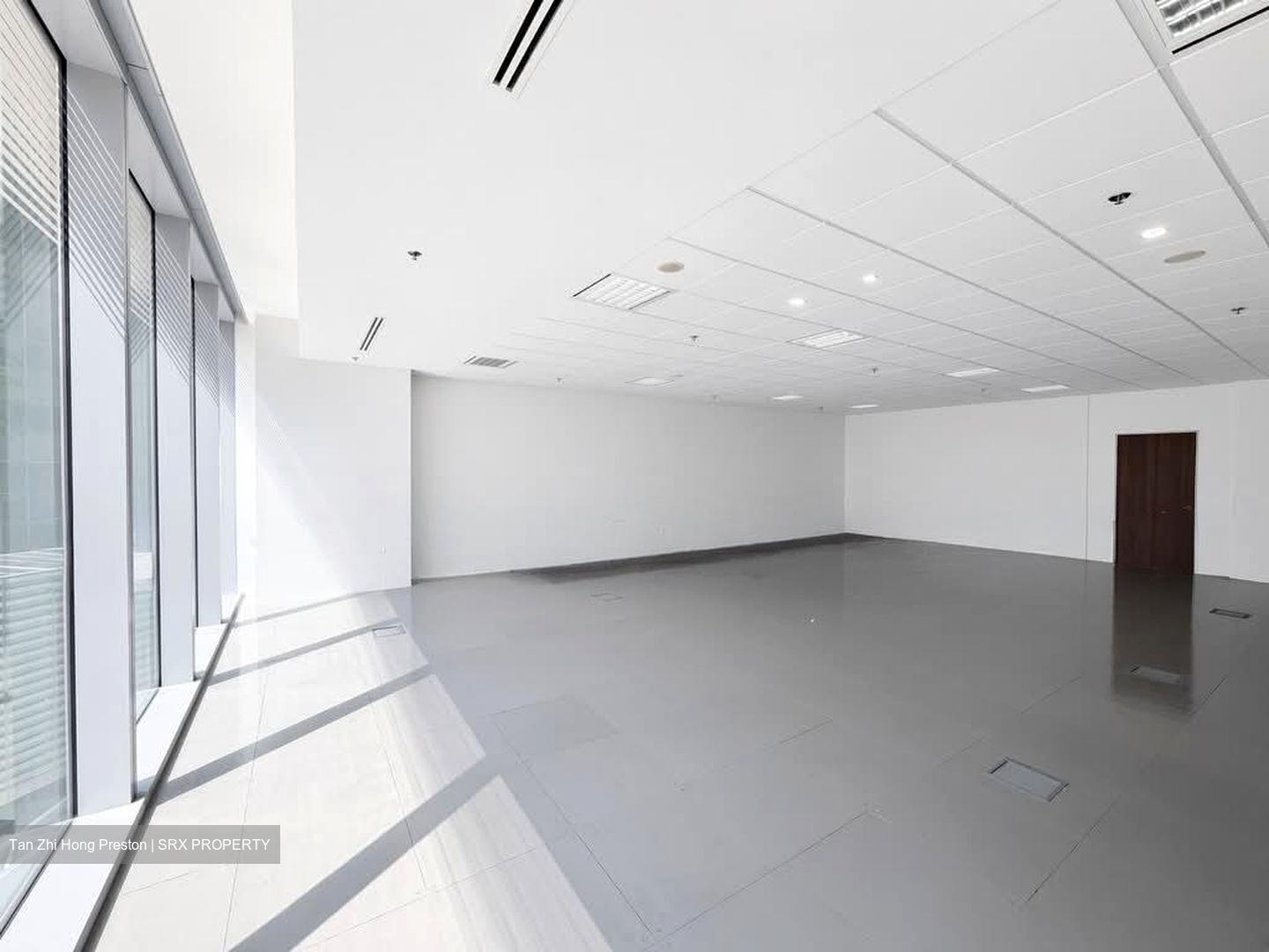Ocean Financial Centre (D1), Office #601928571